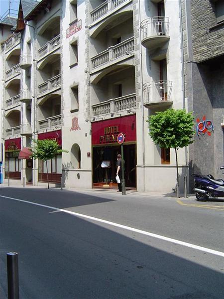 Hotel Pyrenees.JPG - Hotel Pyrenées